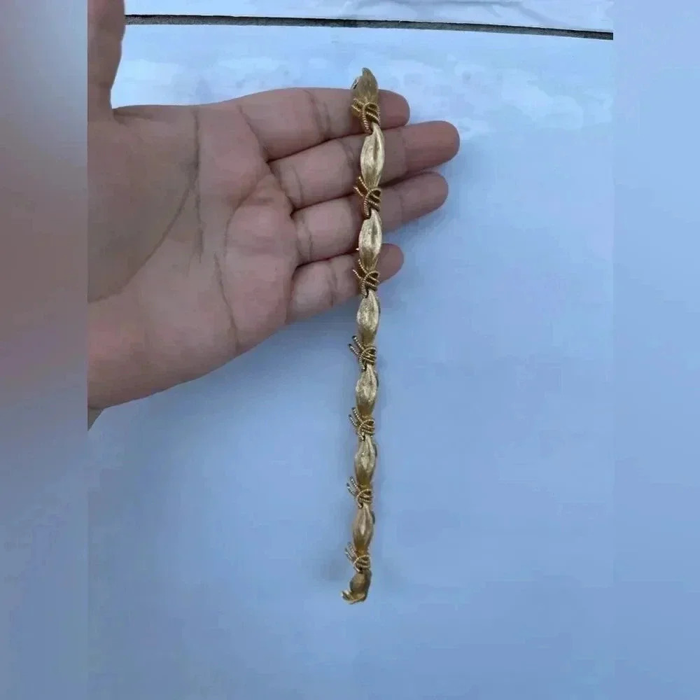 TRIFARI vintage necklace - Picture 9 of 12